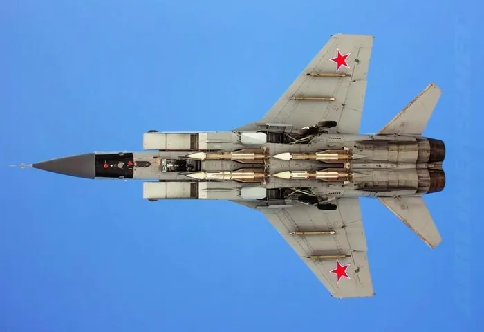Báo Mỹ thừa nhận MiG-31 là máy bay chiến đấu đáng sợ nhất của Nga - ảnh 2