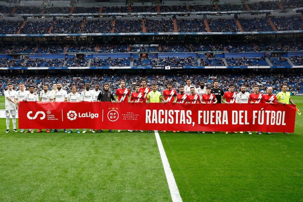 Real Madrid hành động ý nghĩa, ủng hộ Vinicius trước nạn phân biệt chủng ạt - ảnh 5