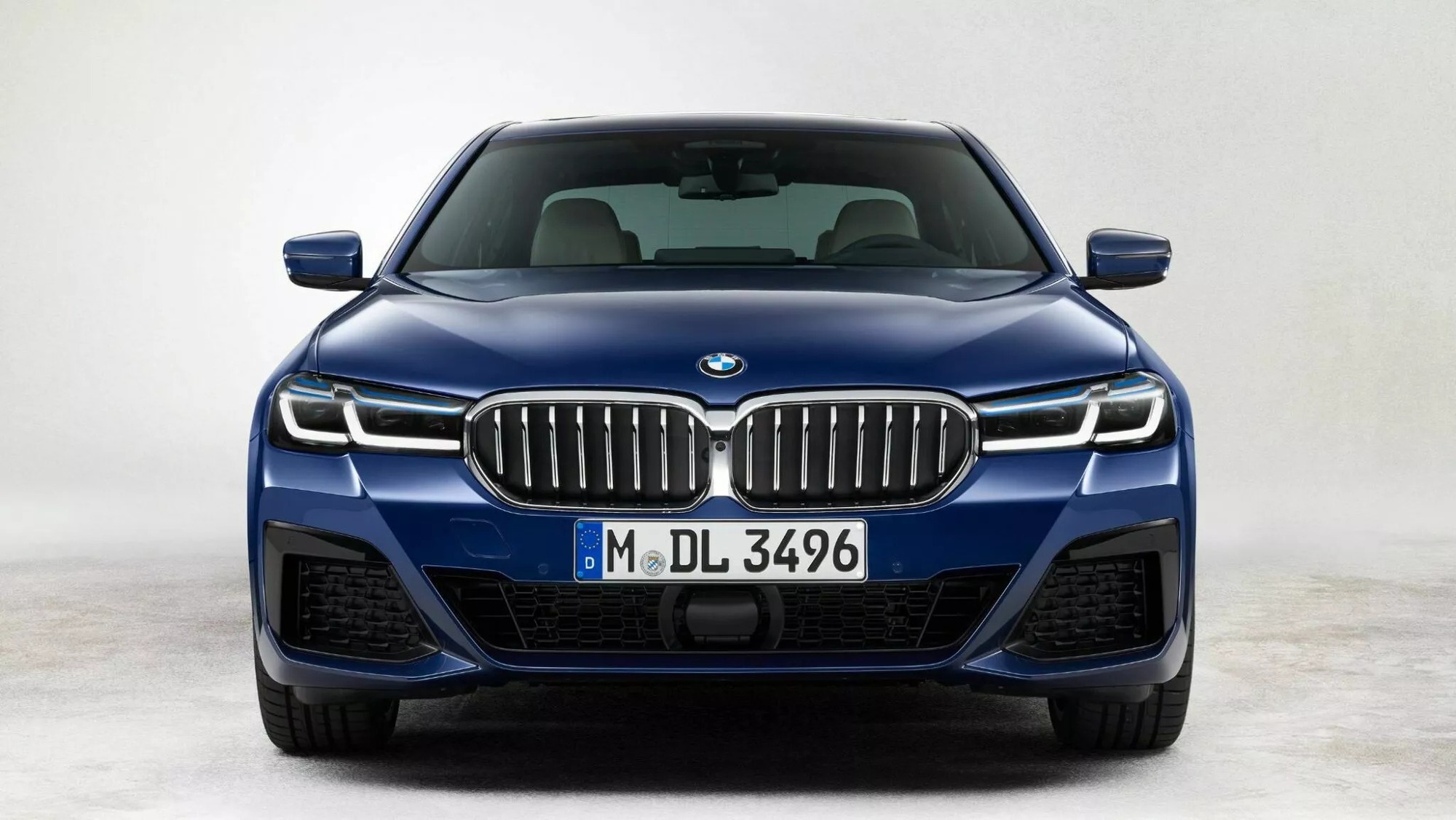 So sánh này cho thấy BMW 5-Series 2024 rõ ràng là bản đập đi xây lại hoàn toàn của đời cũ - ảnh 3