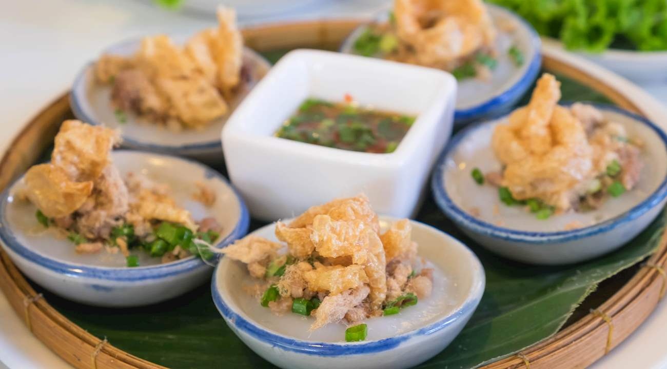 8 món ăn đường phố Việt Nam nổi tiếng nhất - ảnh 3