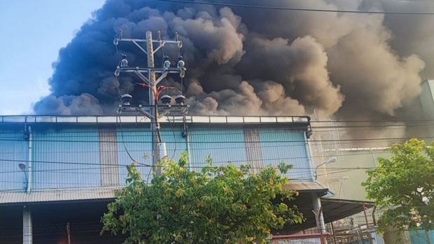 Cháy gần 1.000 m2 nhà xưởng tại Khu công nghiệp Nhơn Trạch 2 - ảnh 1