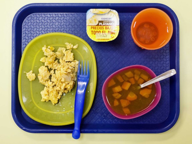 Bữa trưa đặc trưng trong căn tin các trường học khắp thế giới như thế nào? - ảnh 7