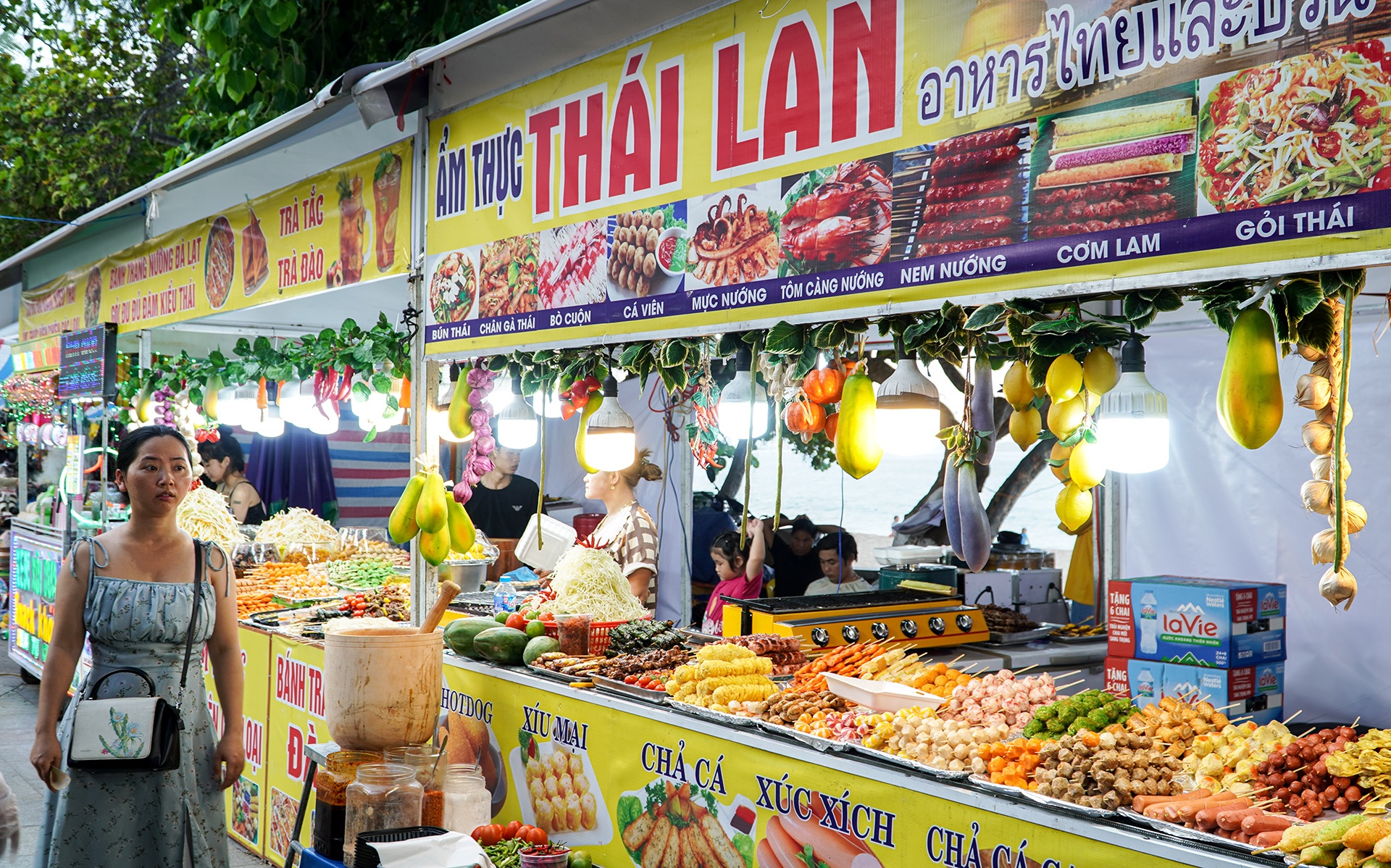 Bò một nắng Gia Lai, cơm lam tại lễ hội ẩm thực ở Nha Trang - ảnh 10