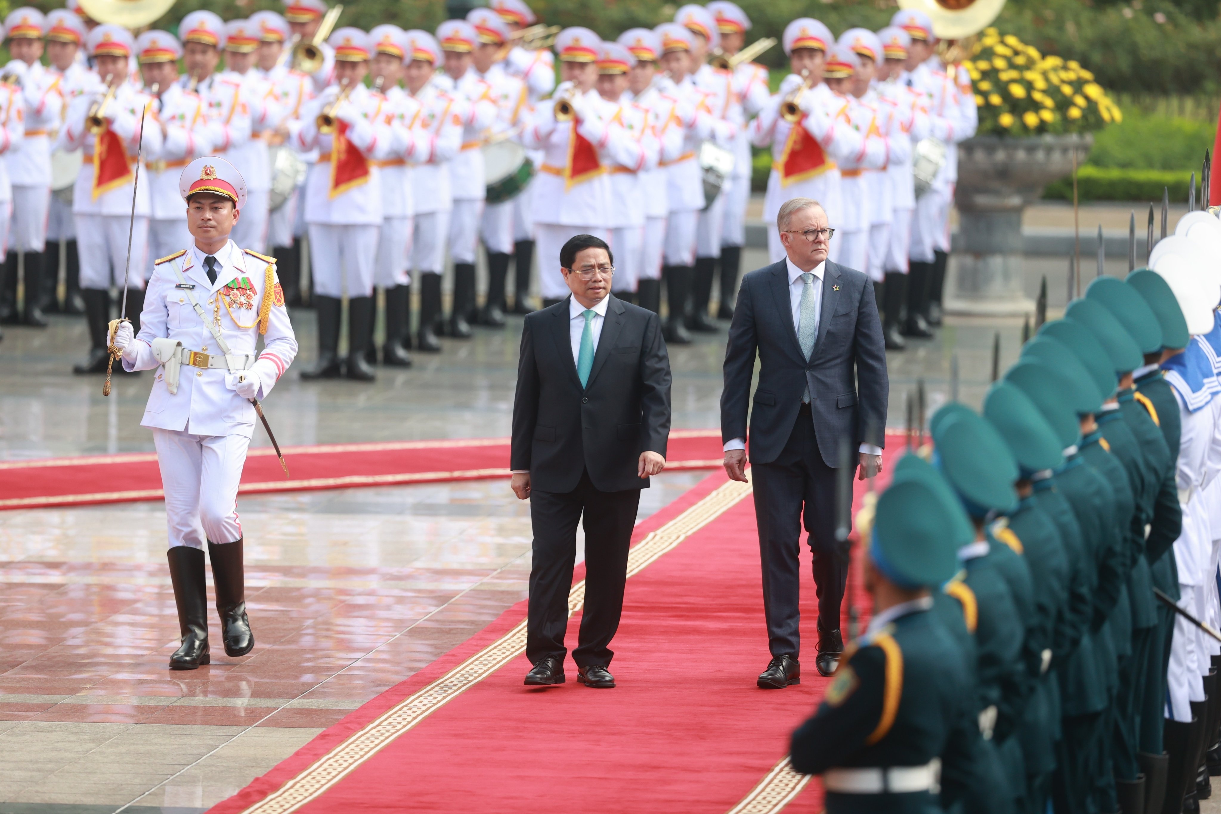 Thủ tướng Phạm Minh Chính chủ trì lễ đón thủ tướng Australia - ảnh 3