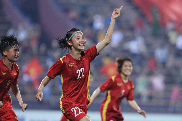 Ngược dòng ngoạn mục, U20 nữ Việt Nam đánh bại Iran ở vòng loại giải châu Á - ảnh 2