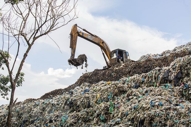 Tây Ninh: Trên 110.000 tấn rác thải tồn đọng cần sớm được xử lý - ảnh 1