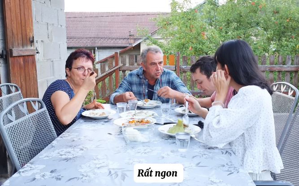 Cuộc sống của nàng dâu Việt ở vùng quê Pháp: Ngày ngày làm vườn, nấu “cỏ dại” cho bố mẹ chồng ăn - ảnh 10