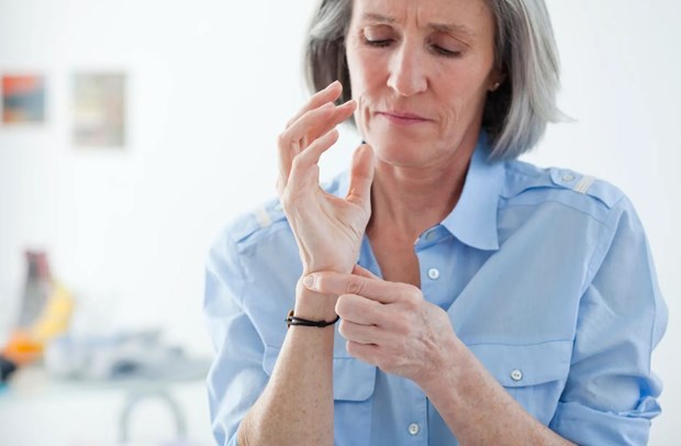 Methotrexate có thể giúp giảm đau trong điều trị viêm xương khớp tay - ảnh 1
