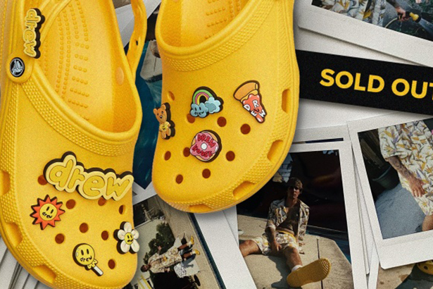 Giày Crocs - “phát minh tồi tệ” kiếm tỷ USD - ảnh 1