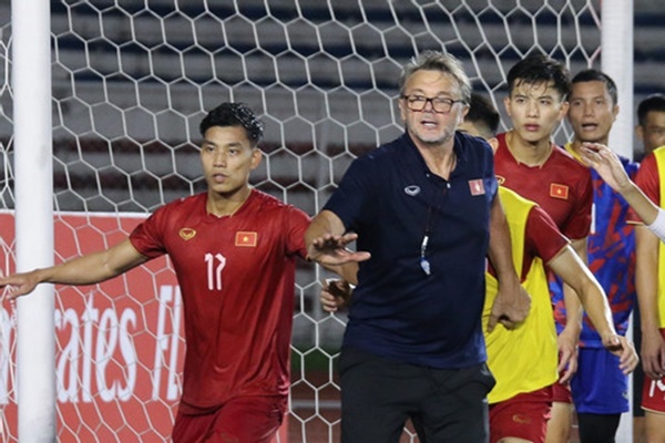 AFC gọi tên người đưa ĐT Việt Nam đến thành công tại Asian Cup - ảnh 1
