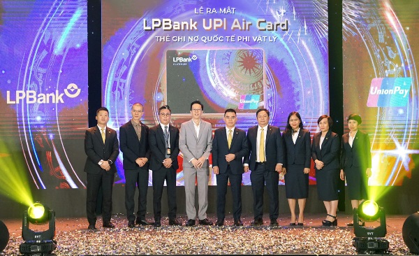 LPBank và UnionPay chính thức phát hành Thẻ ghi nợ quốc tế phi vật lý - ảnh 2