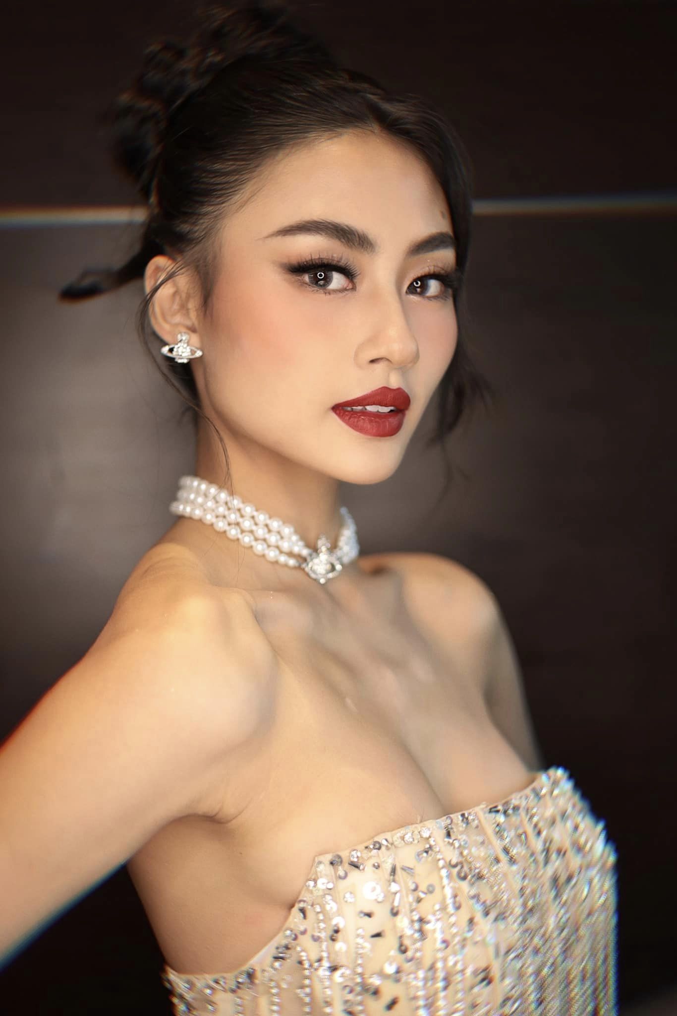 Tân Hoa hậu Hoàn vũ Việt Nam sinh năm 2001: Cựu học sinh trường chuyên, Á quân một cuộc thi nổi tiếng và là trò cưng của Vũ Thu Phương - ảnh 4