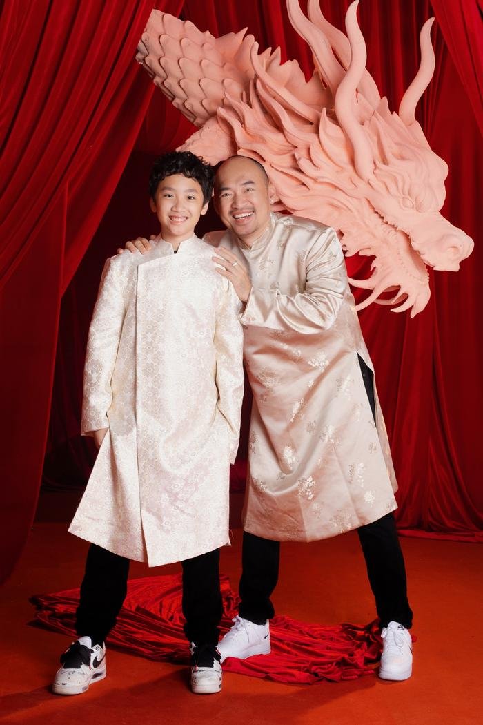 Con trai Thu Trang - Tiến Luật 10 tuổi đã cao gần bằng bố, sở hữu gương mặt chuẩn nam thần tương lai - ảnh 4