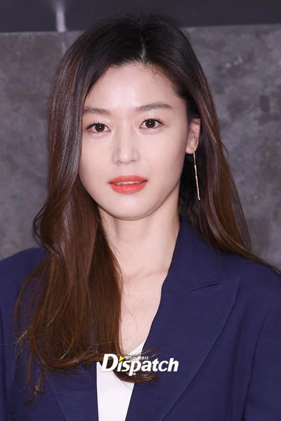 Top nữ diễn viên Hàn xinh đẹp như chưa bước sang tuổi 30 dù thực tế đã ngoài 40 - ảnh 9