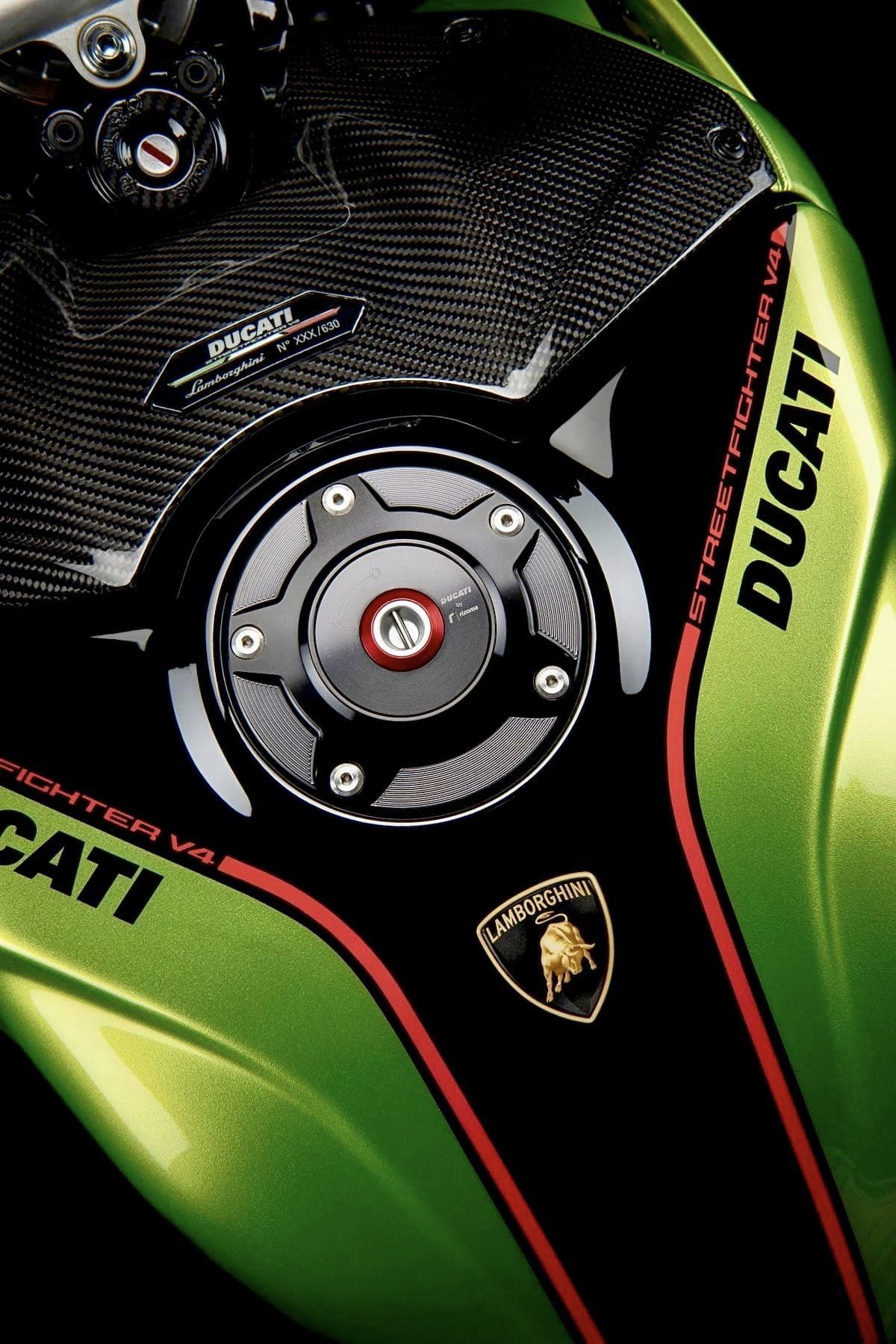 Vừa mua Lamborghini Urus tặng vợ, ông xã Đoàn Di Băng tiếp tục tậu Ducati Streetfighter V4 phiên bản giới hạn 630 chiếc toàn thế giới - ảnh 7