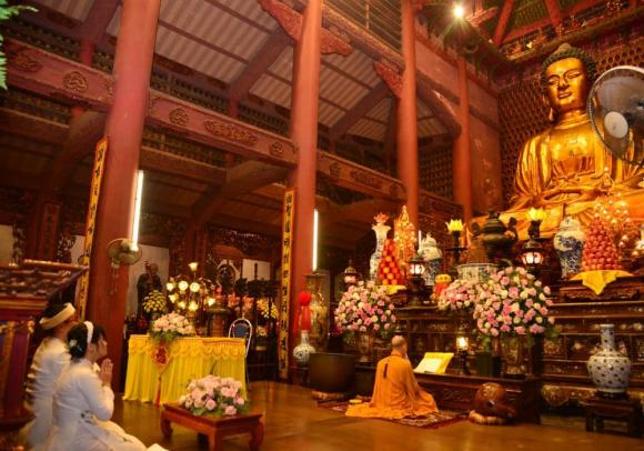 Đây là ngôi chùa cổ đặt tượng Phật gỗ lớn bậc nhất Việt Nam, nổi tiếng linh thiêng ''cầu được ước thấy'' - ảnh 6