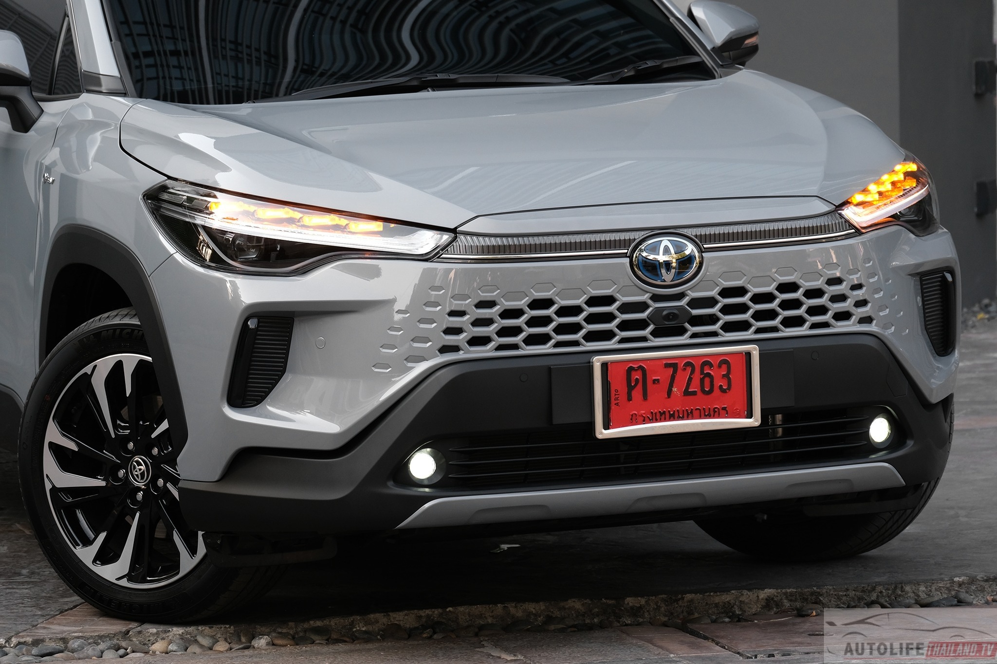 Lô Toyota Corolla Cross 2024 đầu tiên về Việt Nam: Giá dự kiến không đổi, ra mắt tháng 5 đấu HR-V và CX-30 - ảnh 5