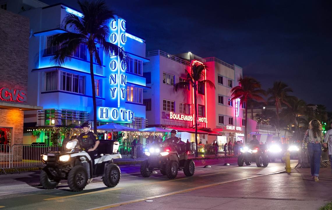 Phép thử lớn cho kỳ nghỉ xuân ''khét tiếng'' ở Miami Beach - ảnh 7