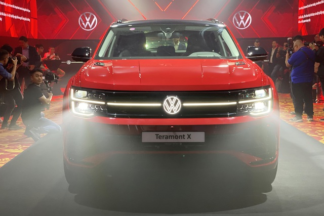 VW Teramont X ra mắt Việt Nam: Giá từ 1,998 tỷ, 2 phiên bản, nhiều công nghệ, đấu Explorer bằng giá rẻ hơn đúng 1 triệu đồng - ảnh 21