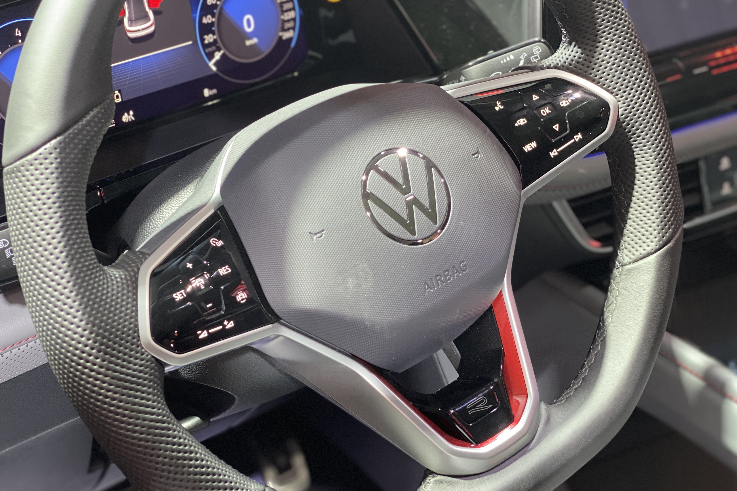 VW Teramont X ra mắt Việt Nam: Giá từ 1,998 tỷ, 2 phiên bản, nhiều công nghệ, đấu Explorer bằng giá rẻ hơn đúng 1 triệu đồng - ảnh 15