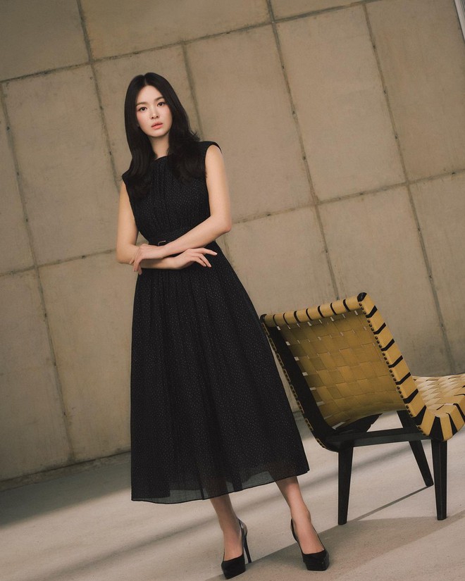 Song Hye Kyo khiến người hâm mộ thổn thức với vẻ đẹp không tuổi, đúng chuẩn tượng đài nhan sắc xứ Hàn - ảnh 3