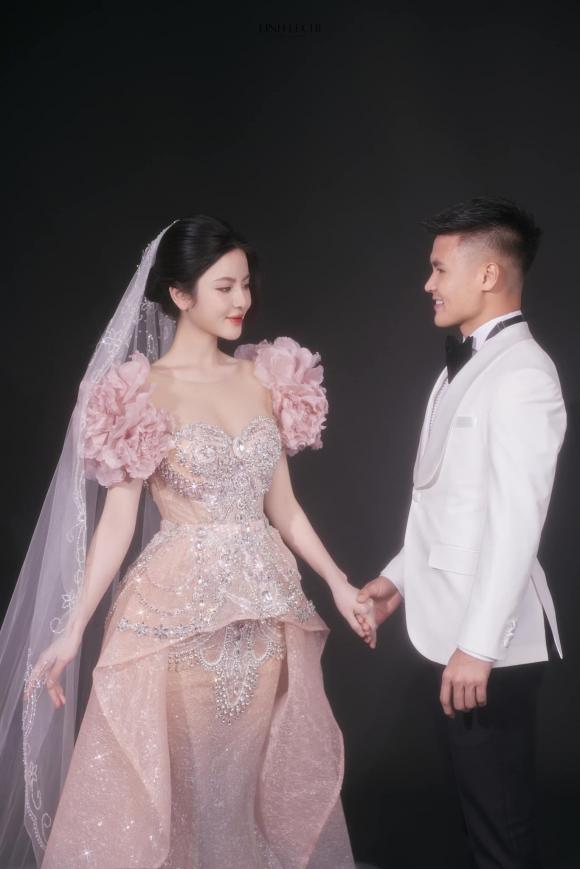 Bộ ảnh cưới của Quang Hải và Chu Thanh Huyền, lộ khoảnh khắc ''môi kề môi'' cực tình - ảnh 12