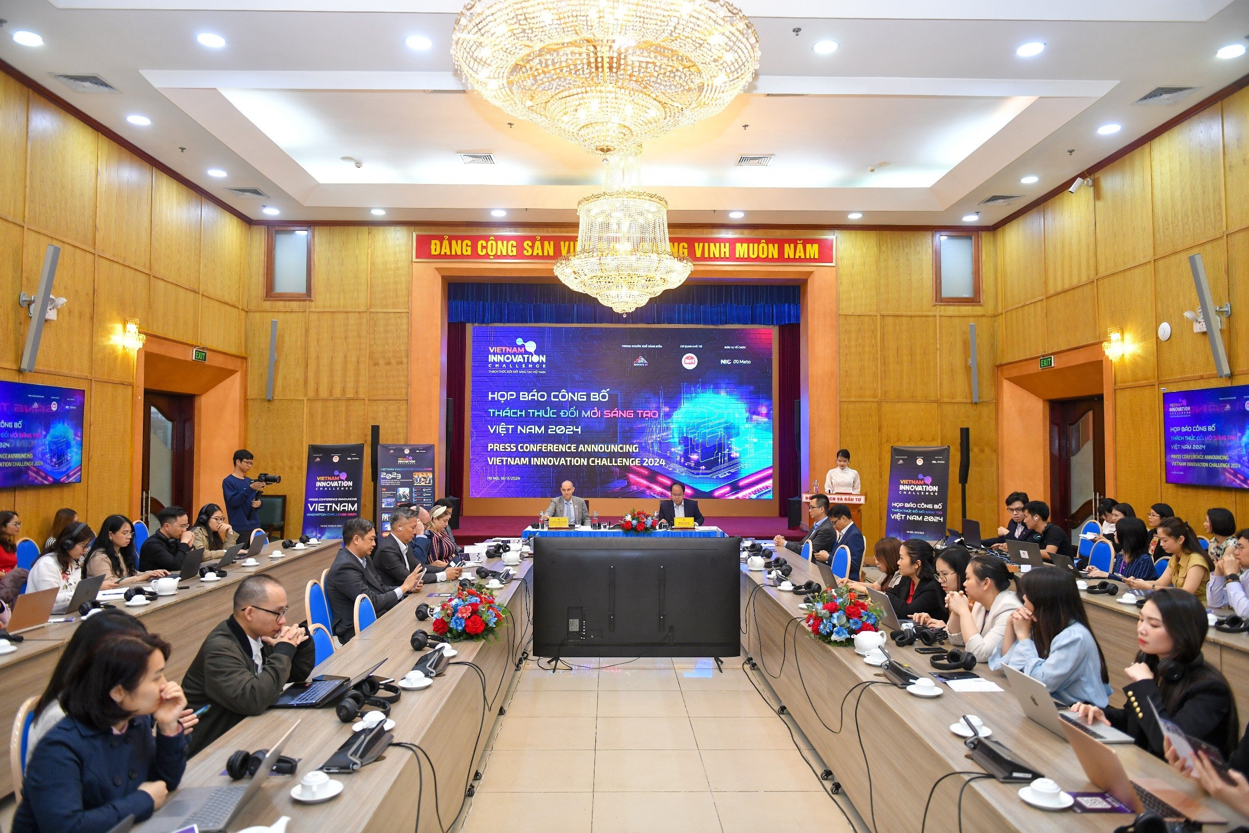 Thúc đẩy công nghiệp bán dẫn và AI để nâng cao vị thế Việt Nam - ảnh 2