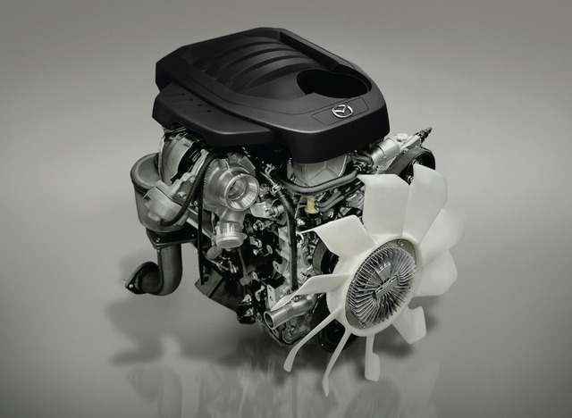 Mazda BT-50 2024 ra mắt: Giá quy đổi từ 520 triệu, có tùy chọn máy tăng áp 3.0L, khó đấu Ranger và Triton - ảnh 5