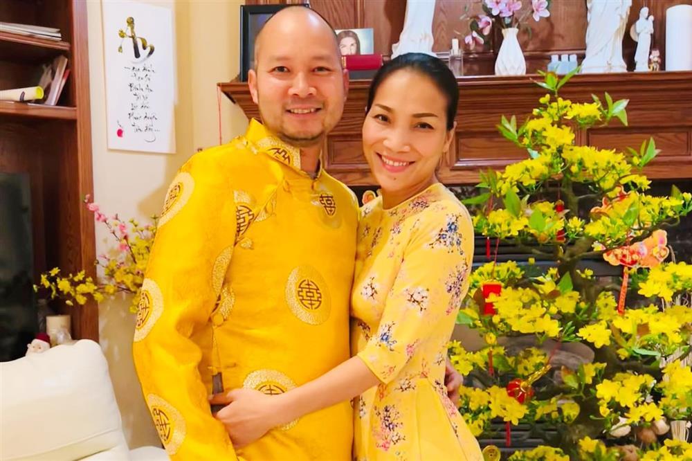 Ca sĩ Hồng Ngọc tiết lộ hôn nhân 15 năm với chồng Việt kiều: 'Chồng chỉ cần trừng mắt là tôi phải im' - ảnh 4