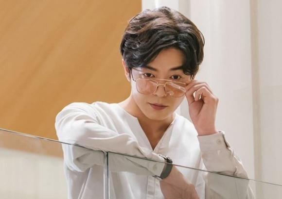 Hyun Bin, Lee Jong Suk lọt Top 10 nam chính Kdrama được phụ nữ muốn lấy làm chồng vì ''chọn đúng người'' - ảnh 4
