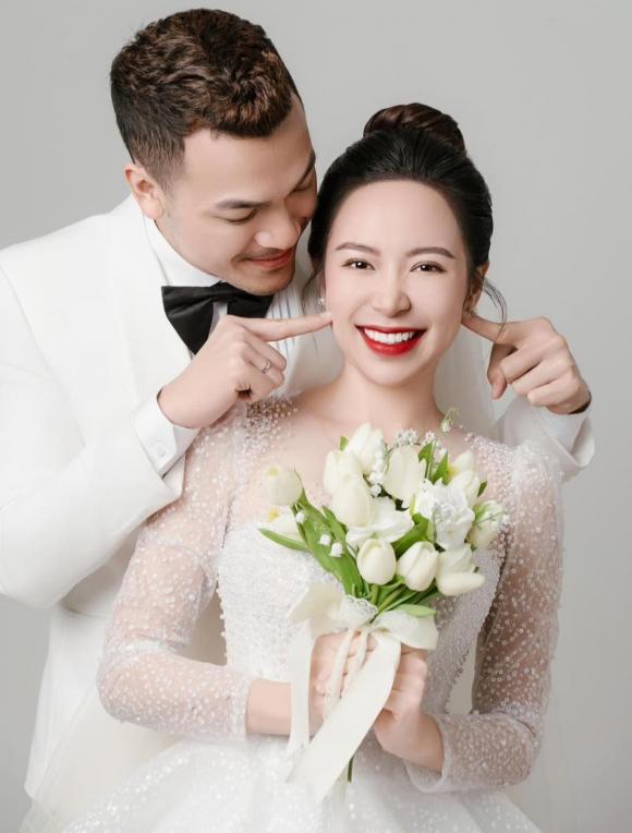 Em Hồng Diễm, ''bồ'' Thúy Diễm trong phim ''Trạm cứu hộ trái tim'', ngoài đời là chồng diễn viên Kim Oanh, gia thế ''khủng'' - ảnh 6