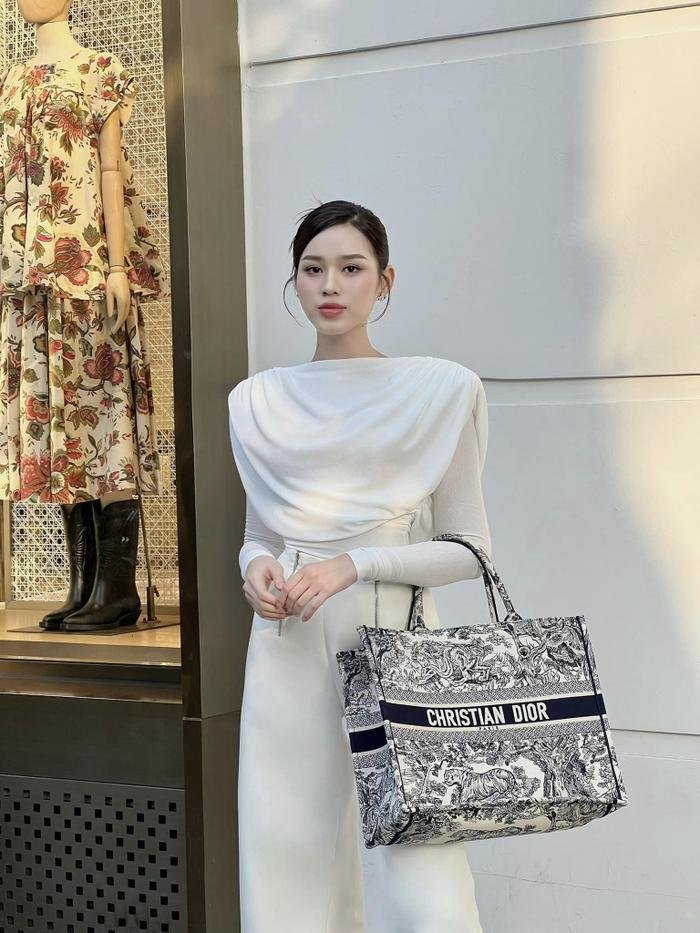 Hoa hậu Đỗ Thị Hà đổi phong cách ''phú bà'' khi lên chức CEO ở tuổi 22 - ảnh 6