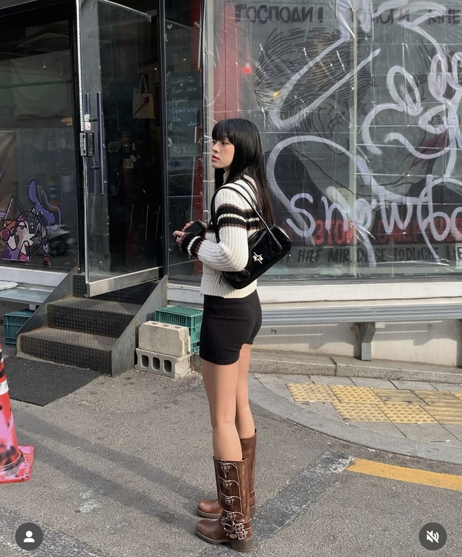 Túi local brand cháy hàng liên tục ở Hàn: Đang xâm chiếm Instagram hội gái xinh, hợp mọi style nhờ phom cool - ảnh 10