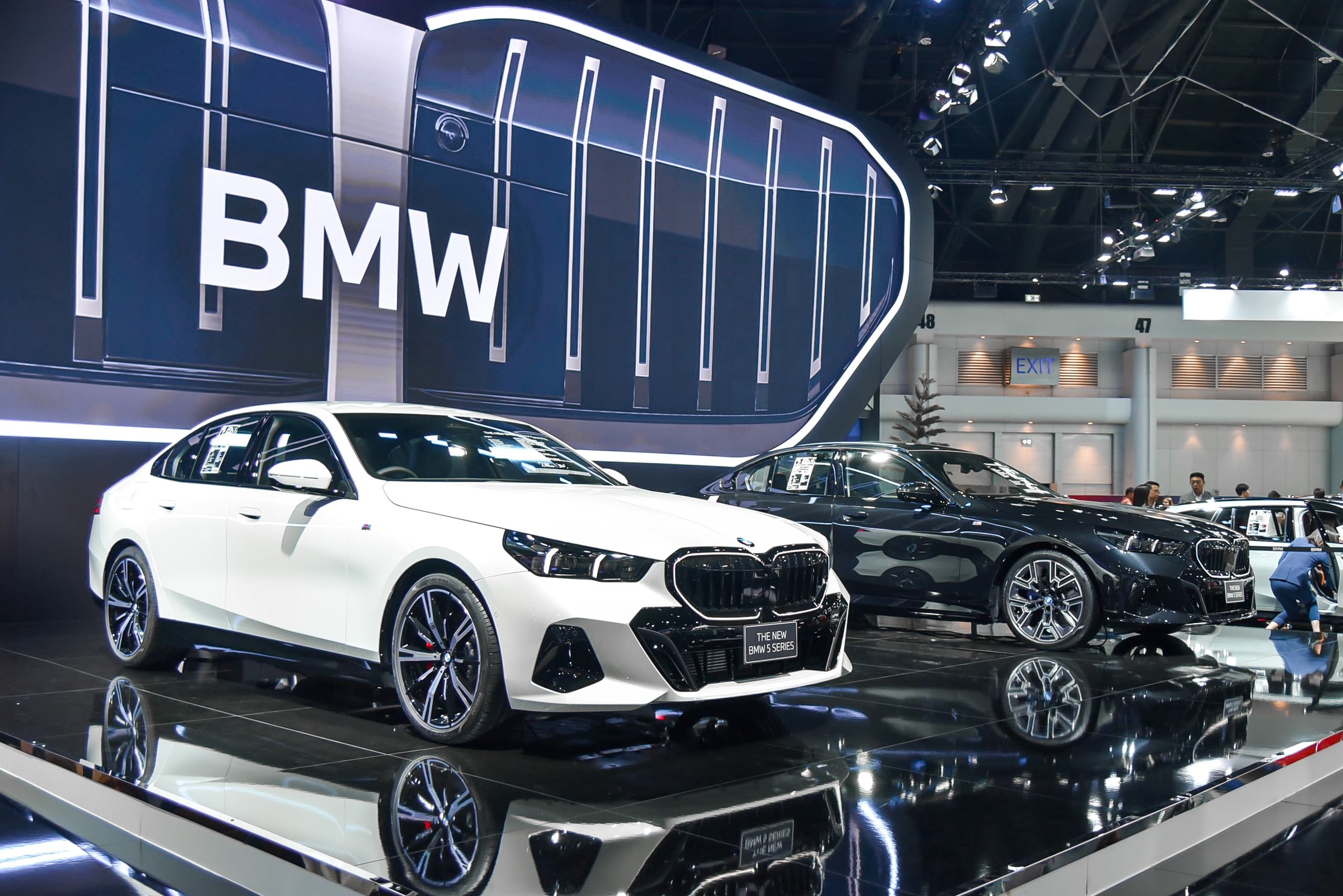 Xem trước BMW 5-Series 2024 dễ ra mắt Việt Nam năm nay: Giá quy đổi từ 2,4 tỷ, nội thất bạt ngàn công nghệ mới - ảnh 14