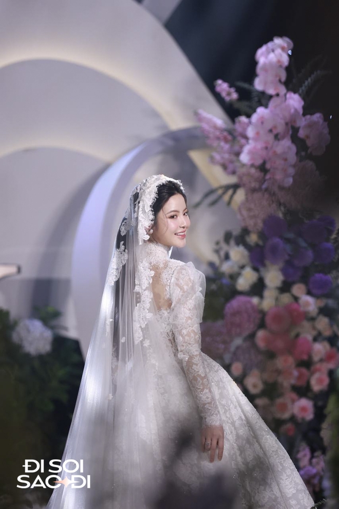 Cô dâu Chu Thanh Huyền lộ diện, nhan sắc ngọt ngào đón chú rể Quang Hải - ảnh 6