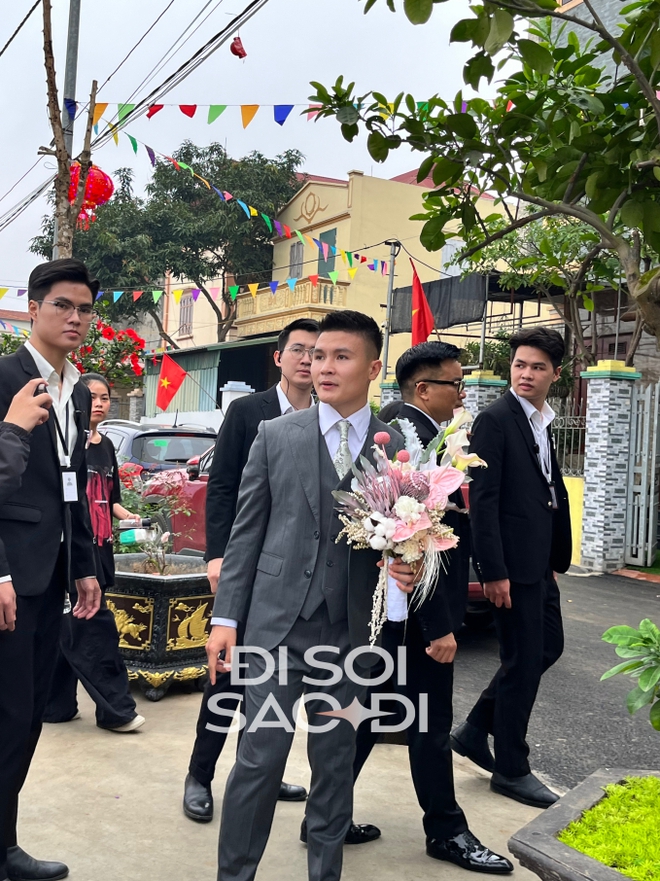 Bó hoa Quang Hải cầm đi trao cho Chu Thanh Huyền trong ngày cưới: Ý nghĩa đặc biệt với ước mong hôn nhân không còn sóng gió - ảnh 6