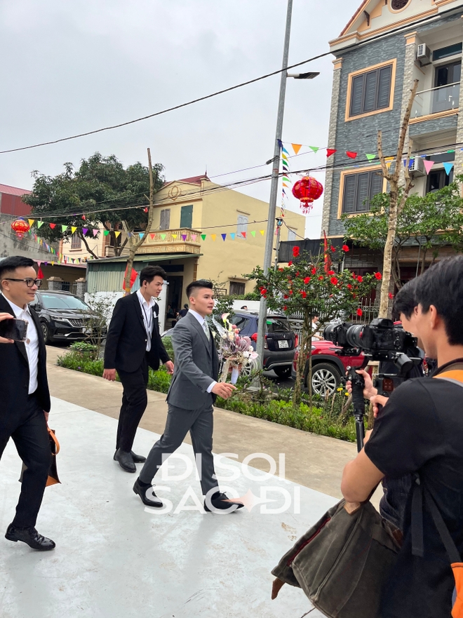 Bó hoa Quang Hải cầm đi trao cho Chu Thanh Huyền trong ngày cưới: Ý nghĩa đặc biệt với ước mong hôn nhân không còn sóng gió - ảnh 7