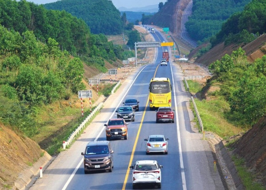 Thủ tướng yêu cầu ban hành quy chuẩn quốc gia về đường cao tốc - ảnh 1
