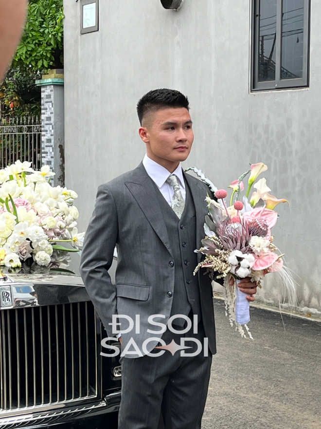 Bó hoa Quang Hải cầm đi trao cho Chu Thanh Huyền trong ngày cưới: Ý nghĩa đặc biệt với ước mong hôn nhân không còn sóng gió - ảnh 5