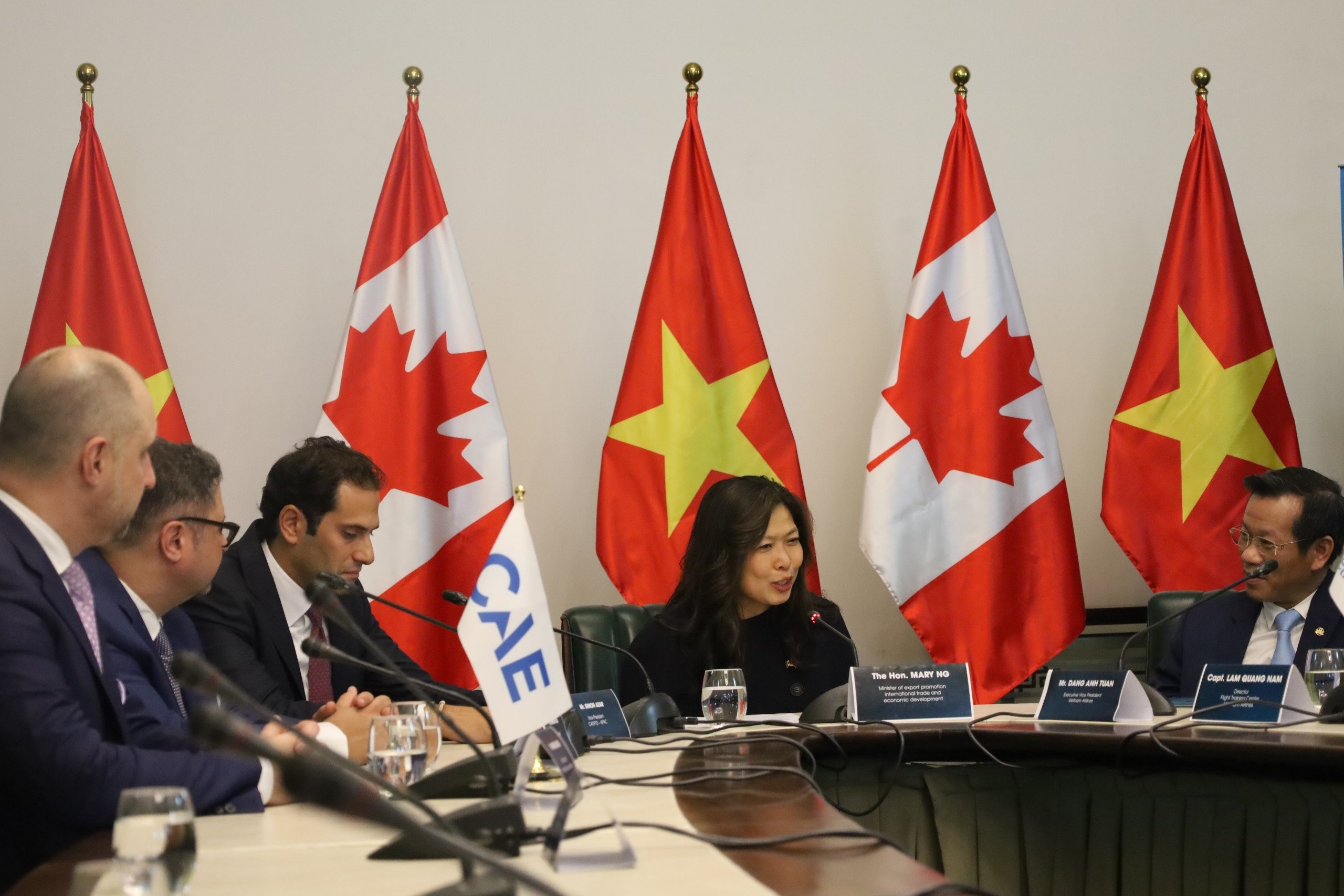 Bộ trưởng Canada: Tầng lớp trung lưu Việt Nam là thị trường rộng mở - ảnh 3