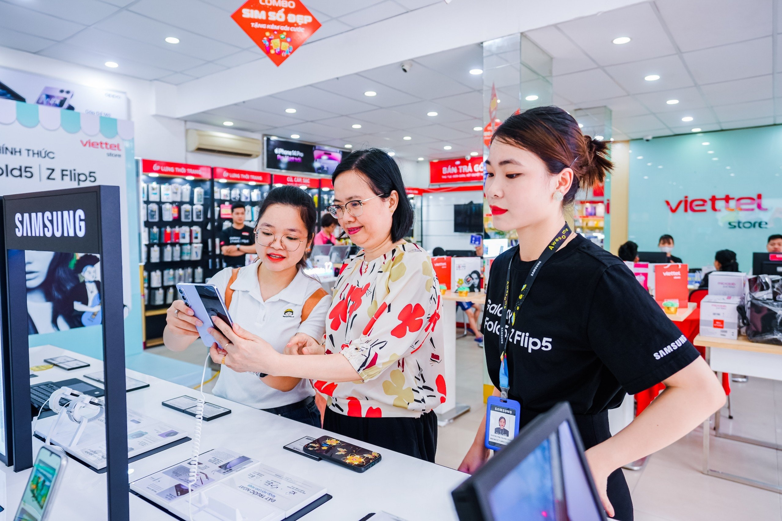 Viettel Store ưu đãi đến 30% loạt smartphone Samsung cùng Galaxy AI - ảnh 1