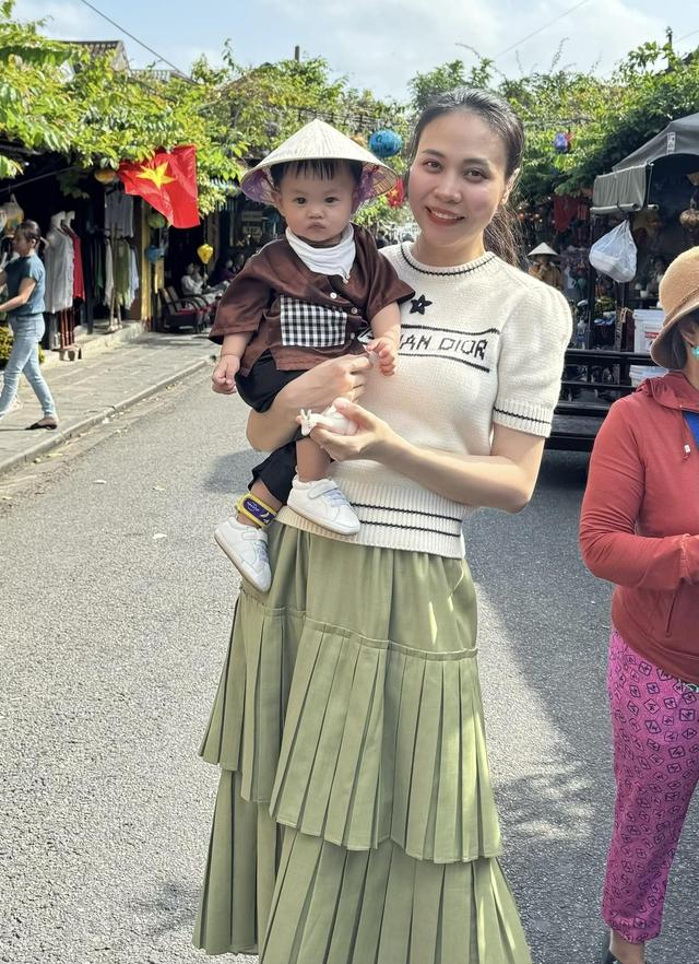 Thời trang mẹ con sao Việt: Đàm Thu Trang - Cường đô la đầu tư cho con thế nào? - ảnh 10