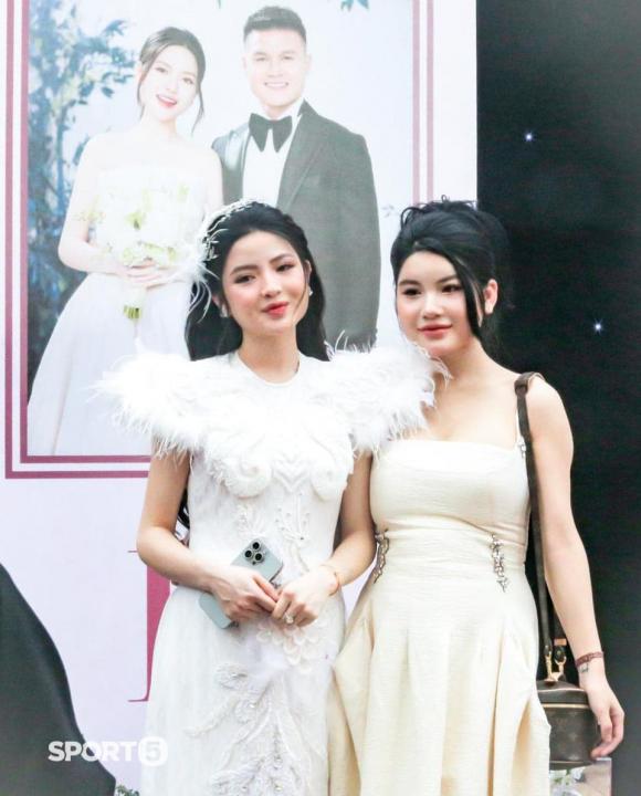 Cận cảnh nhan sắc em gái Chu Thanh Huyền: Xinh đẹp chẳng kém cạnh chị, góc nghiêng cực nổi bật - ảnh 2