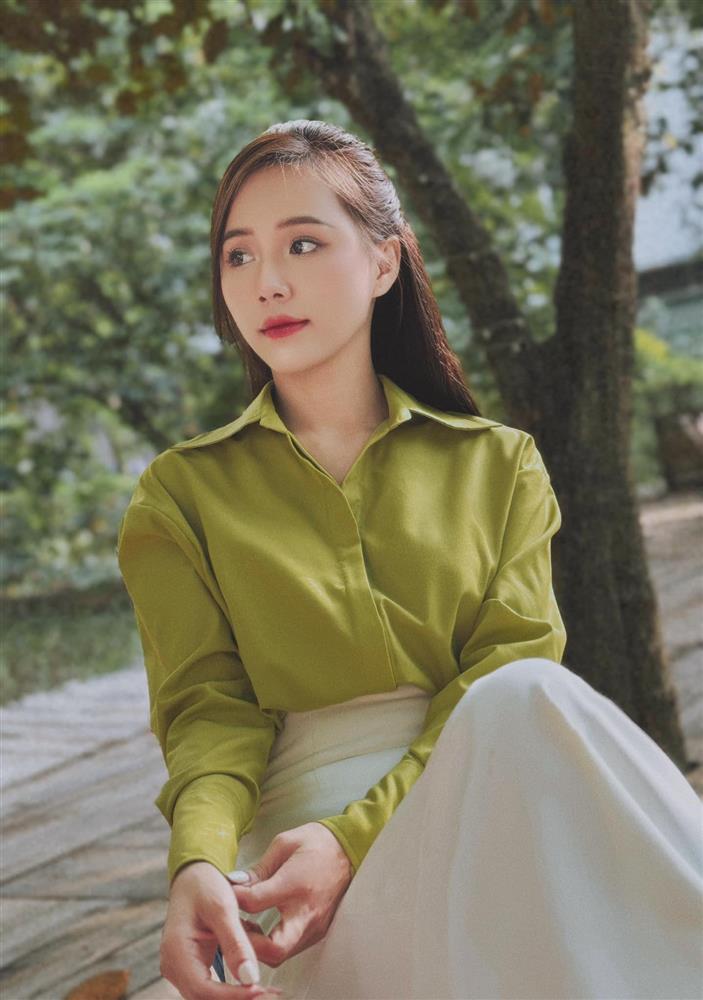 'Soi' tủ đồ công sở của Minh Thu - người yêu thầm Huỳnh Anh trong 'Lỡ Hẹn Với Ngày Xanh' - ảnh 2