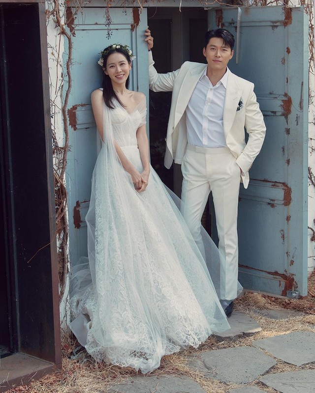 Son Ye Jin tung ảnh cưới chưa từng công bố nhân dịp kỷ niệm 2 năm kết hôn: Visual đỉnh cao hút gần triệu like! - ảnh 1