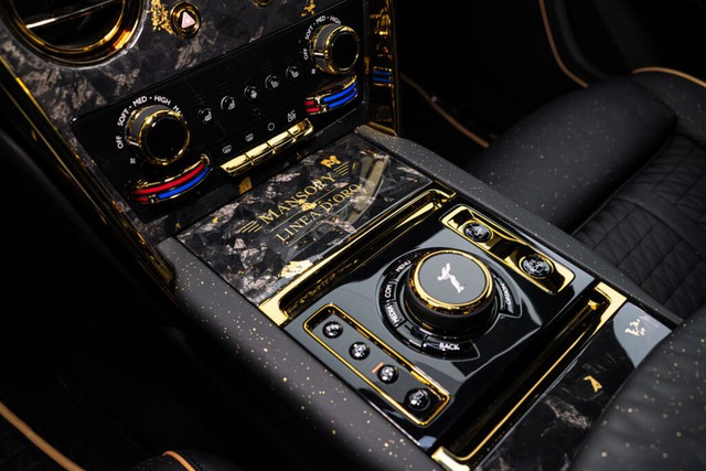 Chiêm ngưỡng siêu phẩm Rolls-Royce Cullinan bản độ dát vàng - ảnh 20