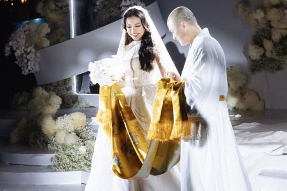 Đám cưới của thiên kim gia tộc đình đám Việt Nam có nếp sống thiền bí ẩn có gì đặc biệt? - ảnh 2