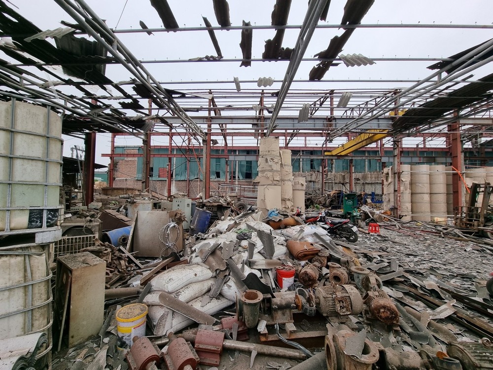 Hiện trường vụ nổ nhà máy giấy tại Bắc Ninh khiến một người tử vong - ảnh 3
