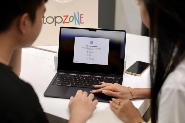 Trải nghiệm sớm MacBook Air M3 mới tại TopZone chỉ từ 27,99 triệu - ảnh 3