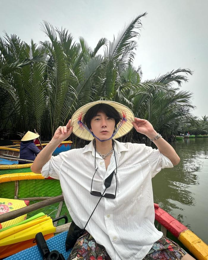 Jung Il Woo xả ảnh trên Instagram, nói hạnh phúc khi đến Việt Nam - ảnh 5